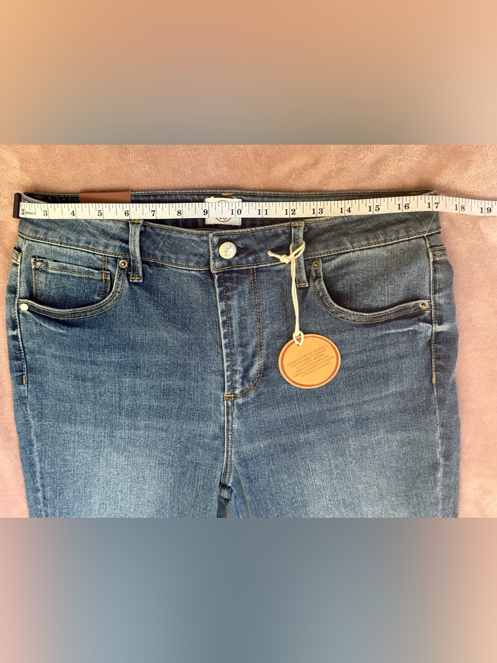 Driftwood Romy Flare jeans NWT - Picture 5 of 13